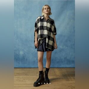 BDG Head Over Heels Flannel Short Sleeve Button-Down Shirt